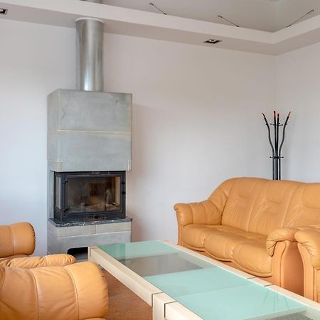 Raadimoisa Hotell Tartu Bagian luar foto