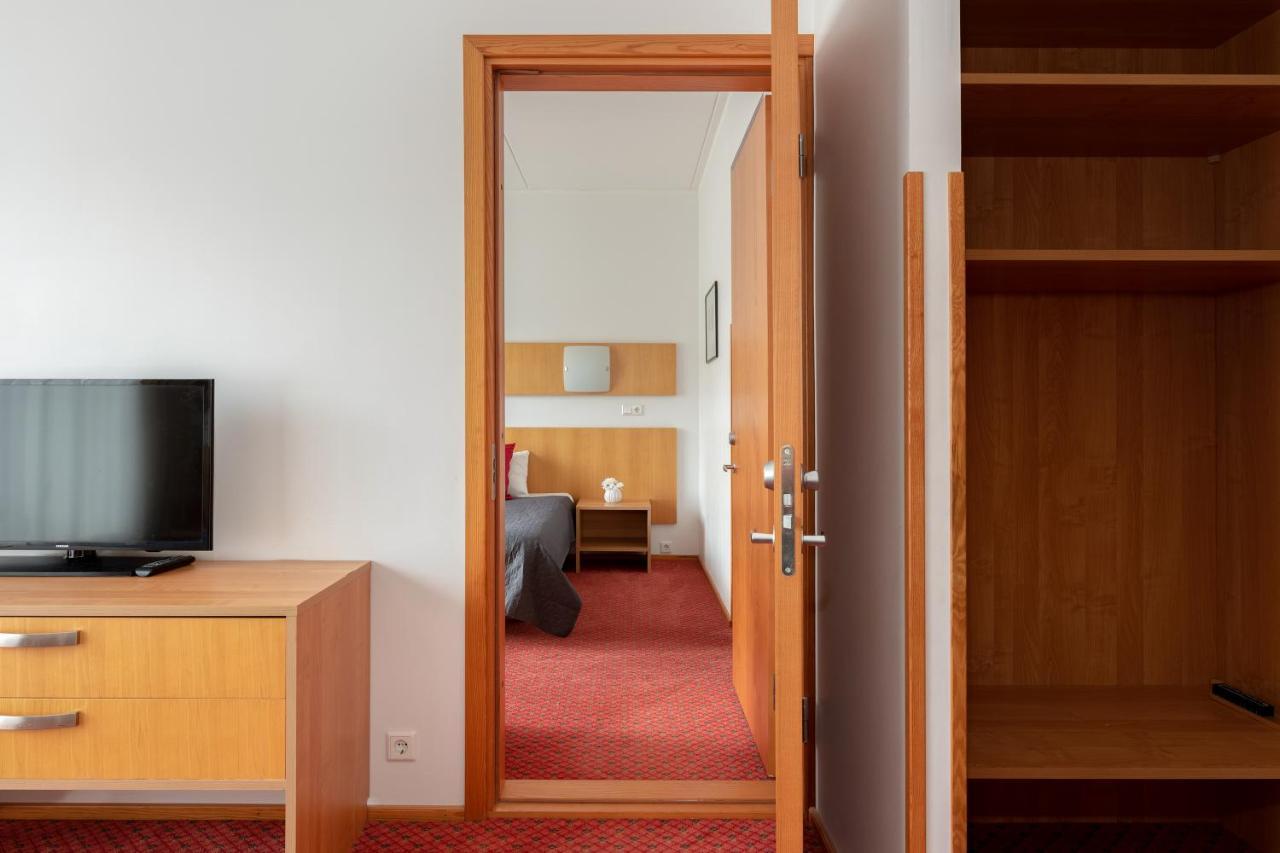 Raadimoisa Hotell Tartu Bagian luar foto