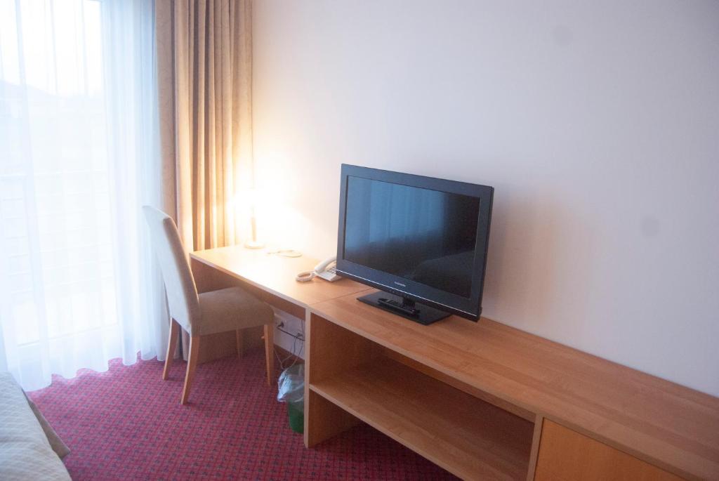 Raadimoisa Hotell Tartu Bagian luar foto