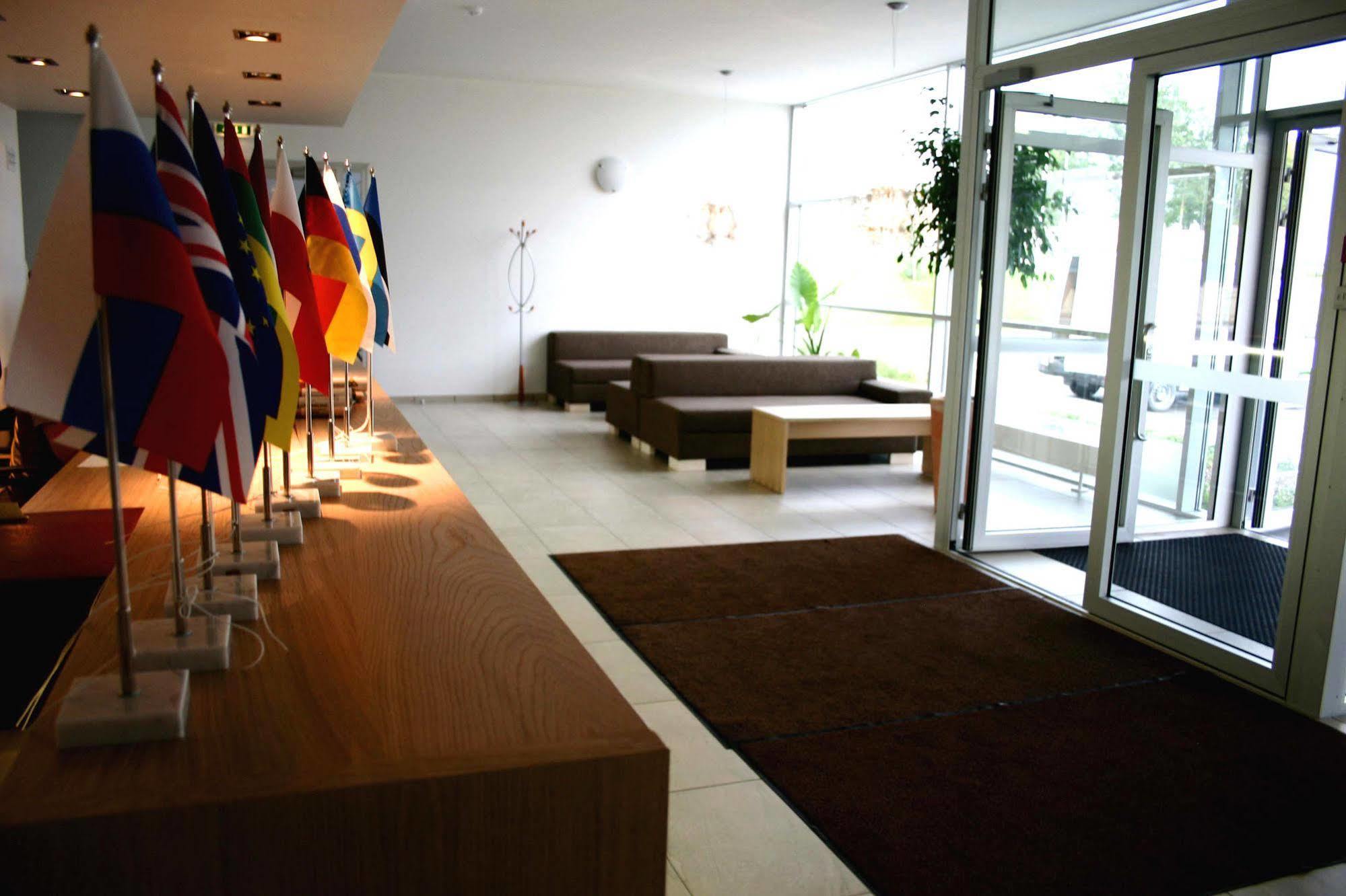 Raadimoisa Hotell Tartu Bagian luar foto